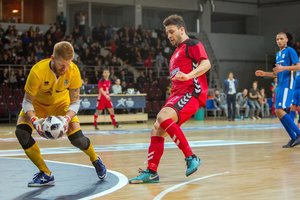 „Vyčio“ salės futbolininkai po atkaklios kovos pralaimėjo stipriausiai Europos komandai 