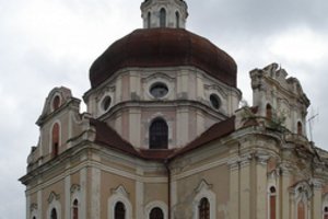 Vizičių vienuolyno ansamblis atsikratė kalėjimo