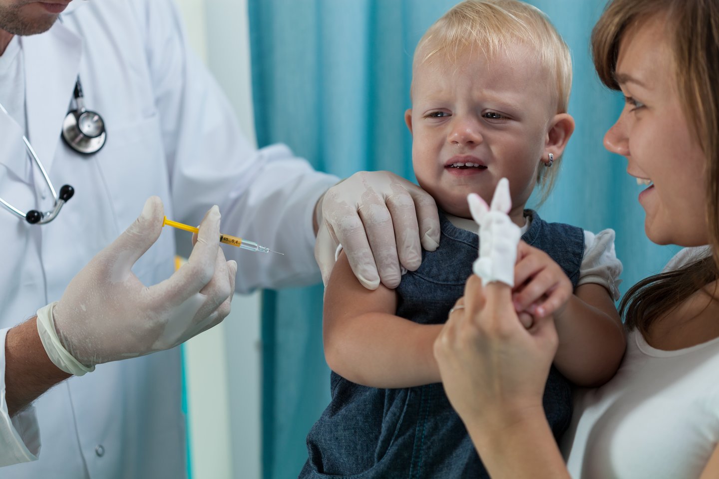 Medikų teigimu, jeigu vaikai iš anksto nesupažindinami su ligoninės aplinka, ten atsidūrę jie gali patirti ne tik didžiulį nesaugumo jausmą, psichologinį stresą, bet toks potyris netgi gali paveikti tolesnę vaiko raidą.