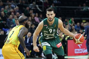 „Žalgiris“ nebuvo linkęs dalinti dovanas „Šiauliams“ ir sutriuškino svečius