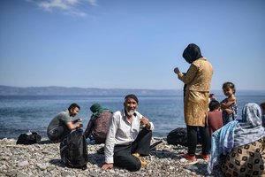 Turkijos pakrančių apsauga išgelbėjo saloje įstrigusius 40 migrantų
