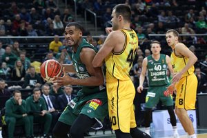 Lietuvos sporto savaitė: tamsią krepšiniui savaitę švytėjo tik boksininkas E. Kavaliauskas