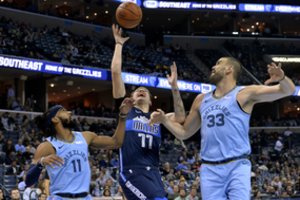 Pirmojo L. Dončičiaus dvigubo dviženklio „Mavericks“ pergalei neužteko