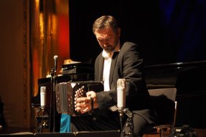 Tarptautiniame akordeono festivalyje - Balkanų karščiu alsuojantis tango