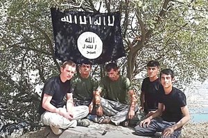 Tadžikistane kalėti iki gyvos galvos nuteistas keturių Vakarų turistų žudikas