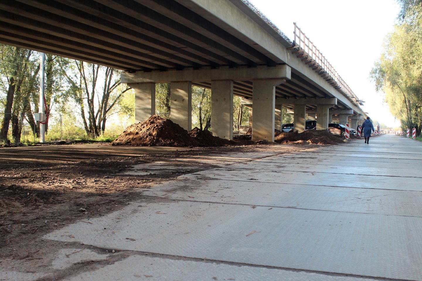 Rusniškiai rankomis trina dėl vykstančių išsvajotosios estakados statybų.<br>G.Pilaičio nuotr.