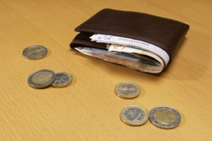 Suskaičiavo, kiek per metus padidėjo darbo pajamos – ar pajutote?