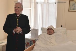 Lenkijoje sulaukusi 110 metų mirė vienuolė, per Holokaustą Vilniuje gelbėjusi žydus