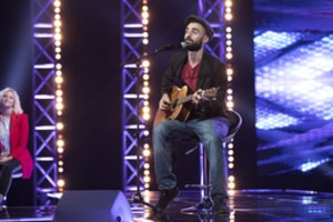 Gruzinas D. Adamashvili vėl vienišas – tik nuo „X Faktoriaus“ priklausys, ar liks Lietuvoje