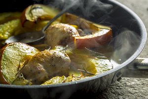 Savaitgalio pietums – lietuviškos vištienos suktinukai su itališkais pagardais