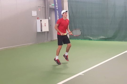 M. Vasiliauskas jaunių teniso turnyre Izraelyje iškopė į  aštuntfinalį 