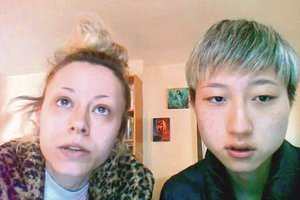 Jackie Chano dukra ištekėjo už mylimosios: už tai buvo išvyta iš namų