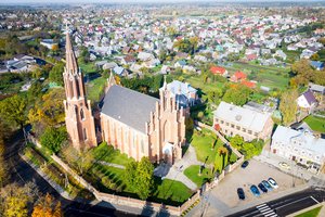 Projekto „Rokiškis – Lietuvos kultūros sostinė 2019“ pradžia – unikalios eglutės įžiebimas