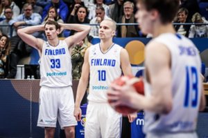 Suomija griaužiasi nagus – padovanojo rusams pergalę ir nutolo nuo pasaulio čempionato