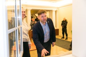 Iš ŠMM išgaravo 60 sofų, A. Navickas spėja, kad būtent todėl ministerija neranda laiko deryboms