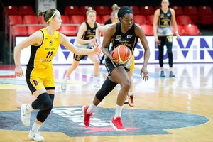 Vilniaus „Kibirkštis“ nesulaukė rimtesnio Šiaulių krepšininkių pasipriešinimo