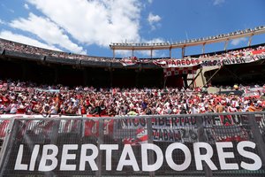 „Copa Libertadores“ trileris tęsiasi: „River Plate“ atsisakė žaisti Madride