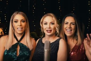 Grupė „Pop Ladies“ pranešė džiugią naujieną: „Pasileidome plaukus“