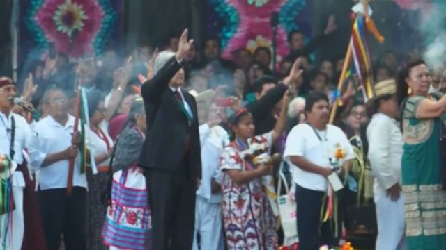 Prisiekė išrinktasis Meksikos prezidentas – sveikino net indėnai