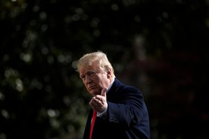 D. Trumpas nori derybų su V. Putinu ir Xi Jinpingu „ginklavimosi varžyboms“ užbaigti