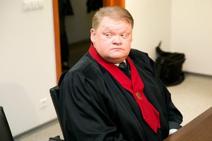 Girtas Generalinės prokuratūros prokuroras Vilniuje padarė avariją