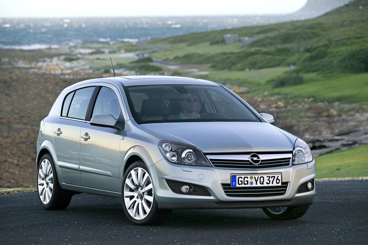 „Opel Astra“ (2007 m.).<br> Gamintojo nuotr.