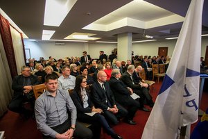 Darbo partija prisiėmė asmeninę atsakomybę ir paskelbė 40 kandidatų į merus