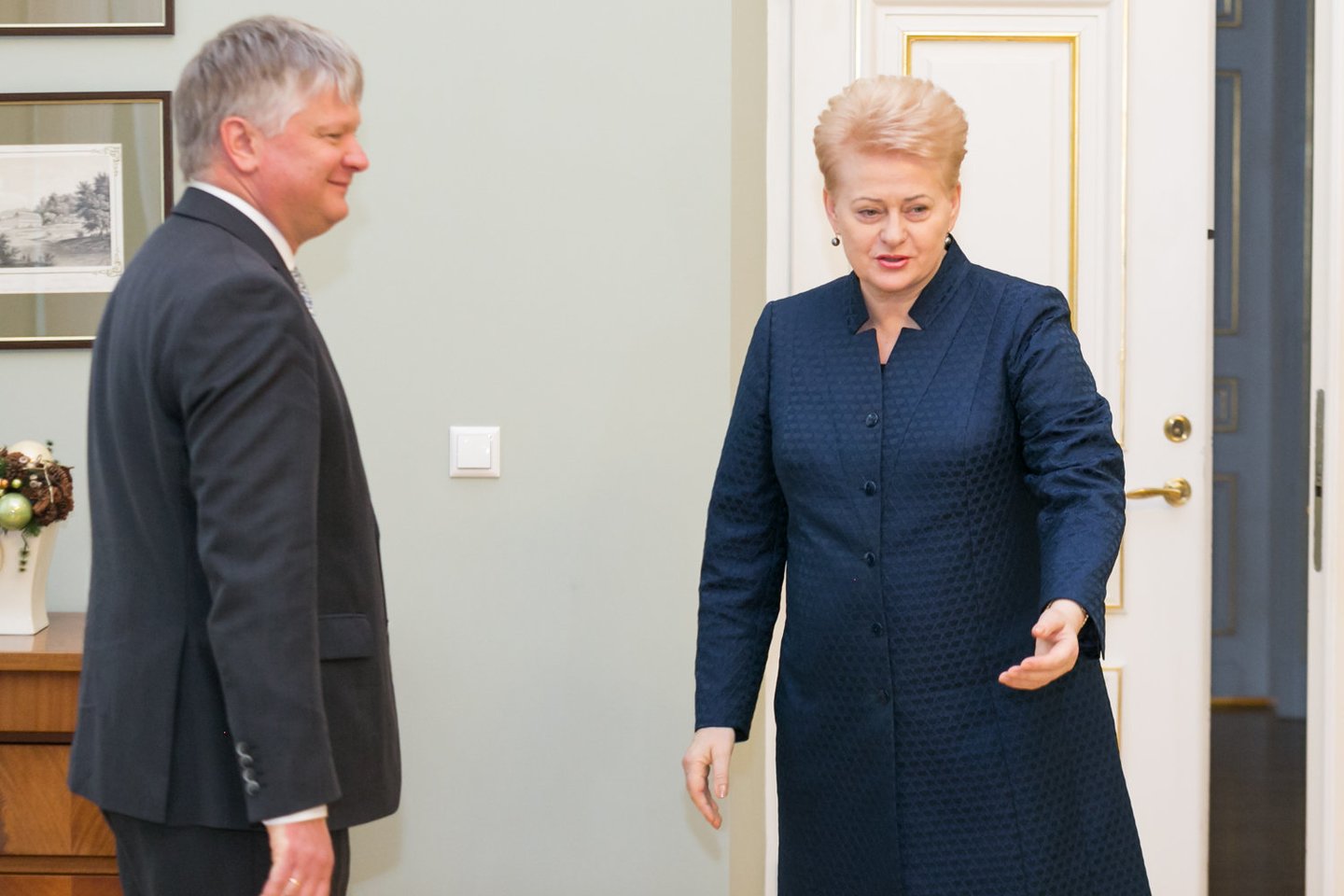  Pas D.Grybauskaitę apsilankęs K.Navickas kritikavo S.Skvernelį.<br> T.Bauro nuotr.