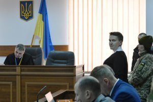 Buvusi Ukrainos pilotė Nadija Savčenko kalėjime paskelbė bado streiką