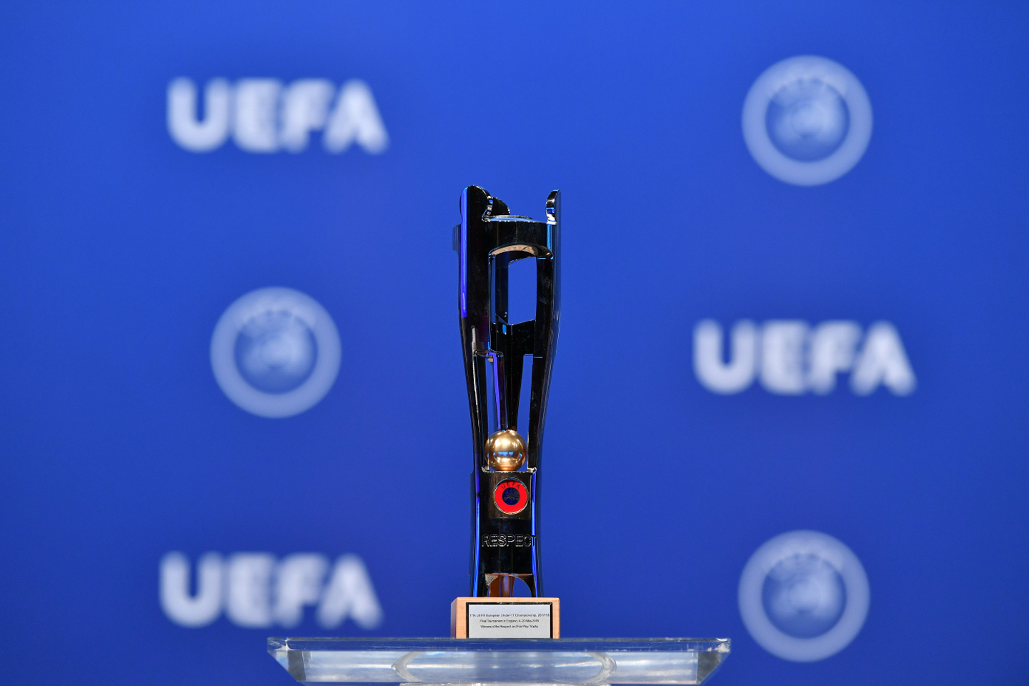 Po burtų Lietuvos jaunieji futbolininkai sužinojo savo varžovus atrankos grupėse<br> uefacom