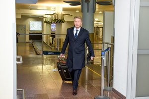 Iš Maskvos grįžęs R. Paksas papasakojo apie netikėtą susitikimą su V. Putinu