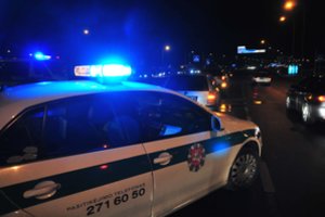 Avarija pasienyje su Lenkija: automobilis rėžėsi į kontrolinius vartus, eismas atnaujintas