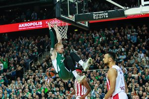 Puikią gynybą pademonstravęs „Žalgiris“ įspūdingai nukovė „Olympiakos“ ekipą