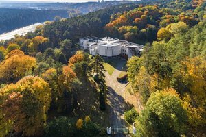 Už 5 mln. eurų Žvėryne parduoda pastatą, kuriame ilsėjosi R. Nixonas ir M. Gorbačiovas