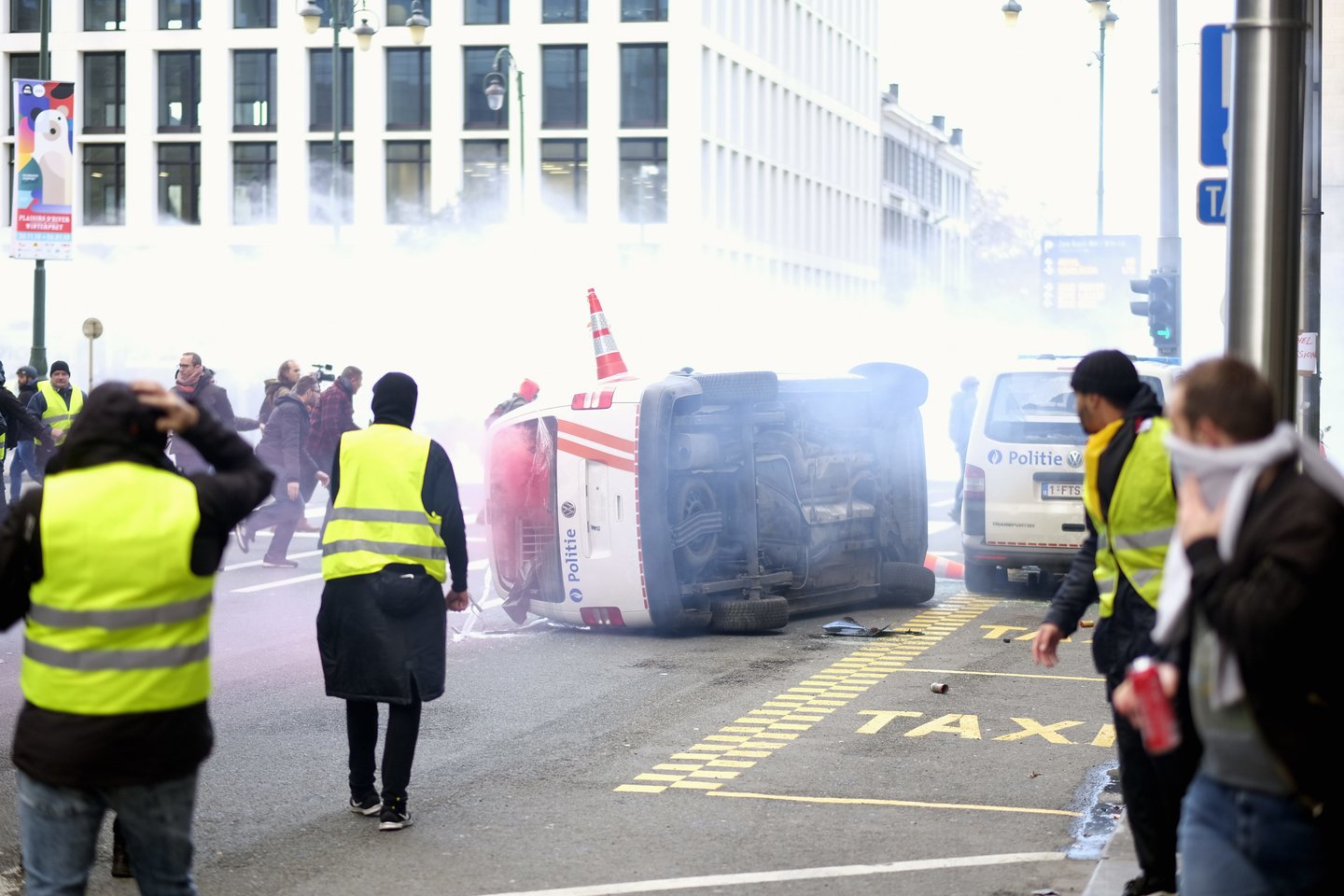 Vadinamieji geltonųjų liemenių protestai Prancūzijoje.<br>Zuma Press/Scanpix nuotr.