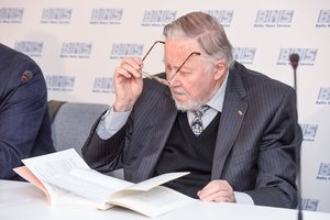 V. Landsbergio atsakas premjerui: „Kalbos apie valdžios nuvertimo planą yra perkaitimas“