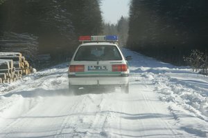 Iš Naisių padėti vaikui į ligoninę išskubėjęs tėvas grįžo lydimas pareigūnų