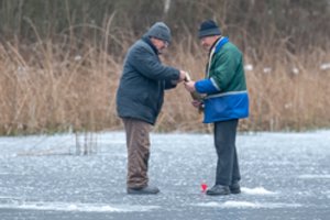 Įspėjo žvejus: nerizikuokite savo gyvybe