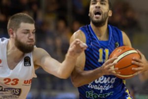 Dramatiškoje kovoje „Pieno žvaigždės“ palaužė „Skycop“ krepšininkus