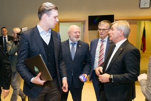 Mitingo atgarsiai: V. Pranckietis sako, kad stabdyti biudžeto priėmimo „neturime prabangos“