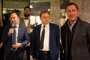 Atsinaujinusio Salotų baro padėkos vakare – žinomi žmonės ir politikai