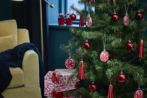 Būkite atidūs: šventėms teisingai išsirinkite šviečiančias girliandas ir žvakes