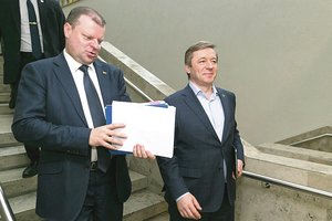Seime praslydo, bet kliūtis dar liko: ką apie biudžetą pasakys prezidentė?