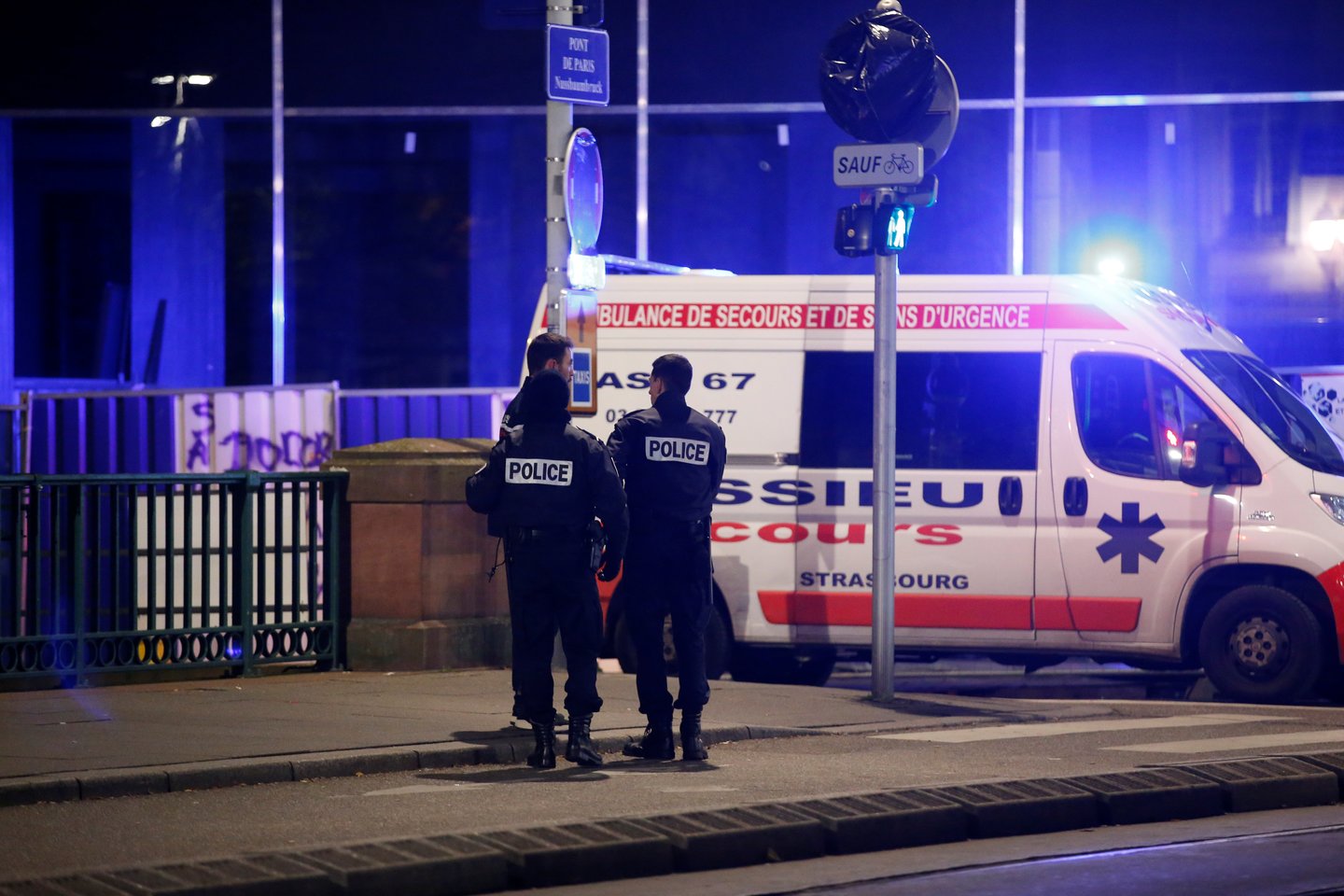  Strasbūro centre aidėjo šūviai.<br> Reuters/Scanpix nuotr.