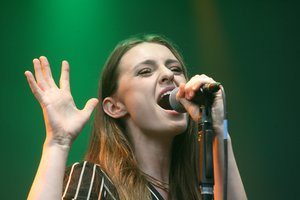 Ieva Zasimauskaitė pristato naują klipą: pirmąkart išdrįso šokti