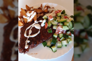 Švenčių stalui – kepti šonkauliukai su medumi