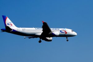 Skrydį prisimins ilgai: lėktuvo uodega atsitrenkė į pakilimo taką