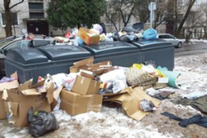 Tvarkos mažiau nei čigonų tabore – Vilnių vėl sprogdina ir smardina šiukšlių kalnai