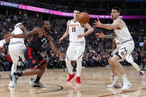 Be Jono Valančiūno „Raptors“ reikalai prasti