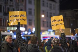 Vokietijos teismas atmetė ultradešiniųjų skundus dėl migracijos politikos